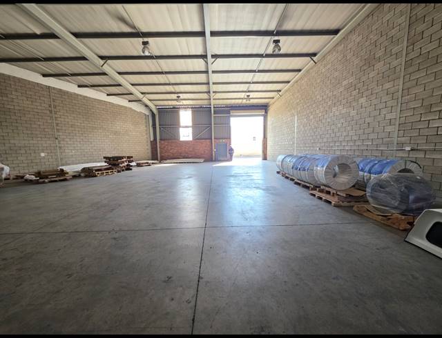 1,065M² WAREHOUSE TO LET IN CITY DEEP